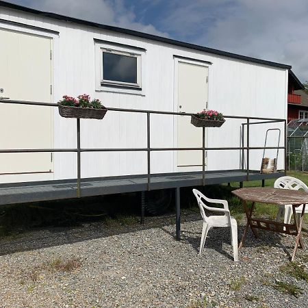 Enkelt Boende Pa Charmiga Skaftoe Grundsund Esterno foto